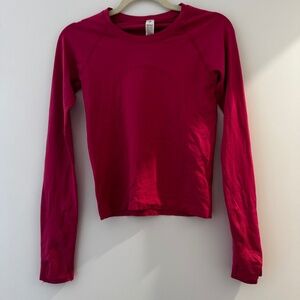 Lululemon Raspberry Coulis Size 4 Waist Length Swiftly Long Sleeve